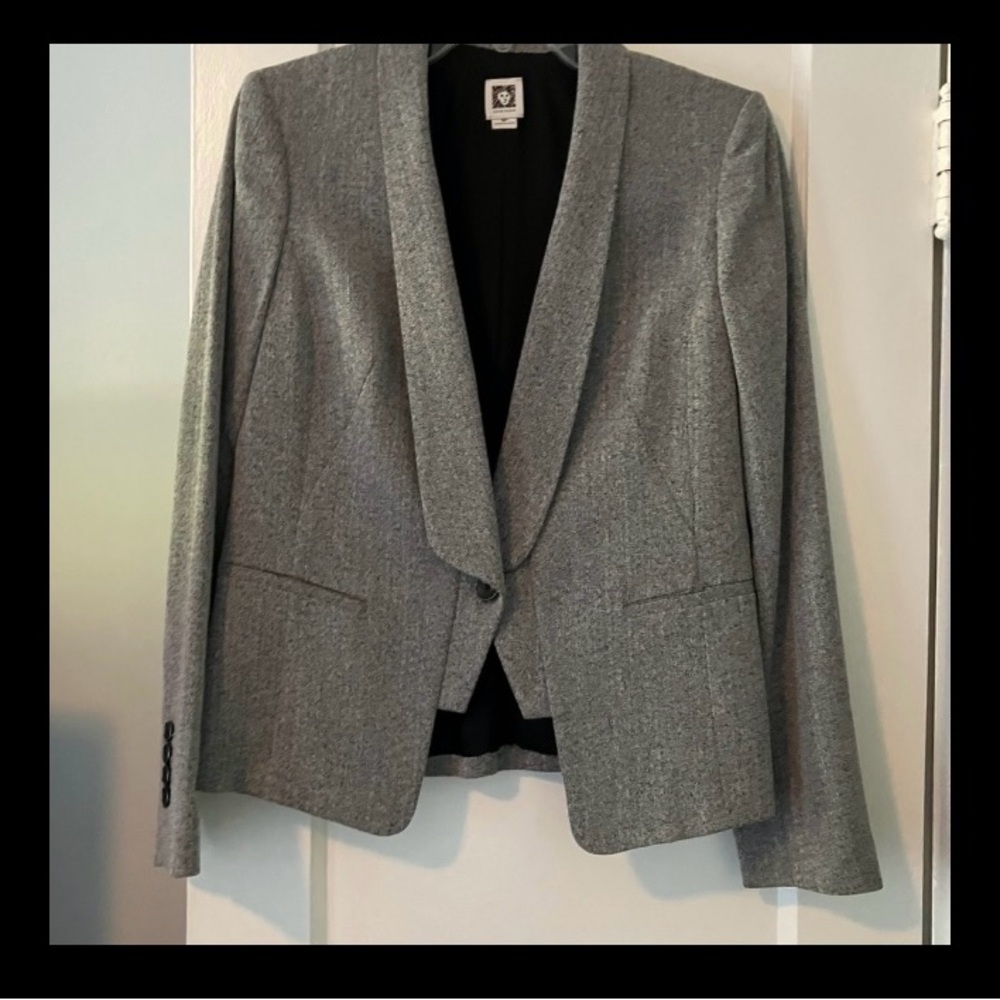 Anne Klein Pantsuit Gorgeously Tailored - Picture 2 of 14